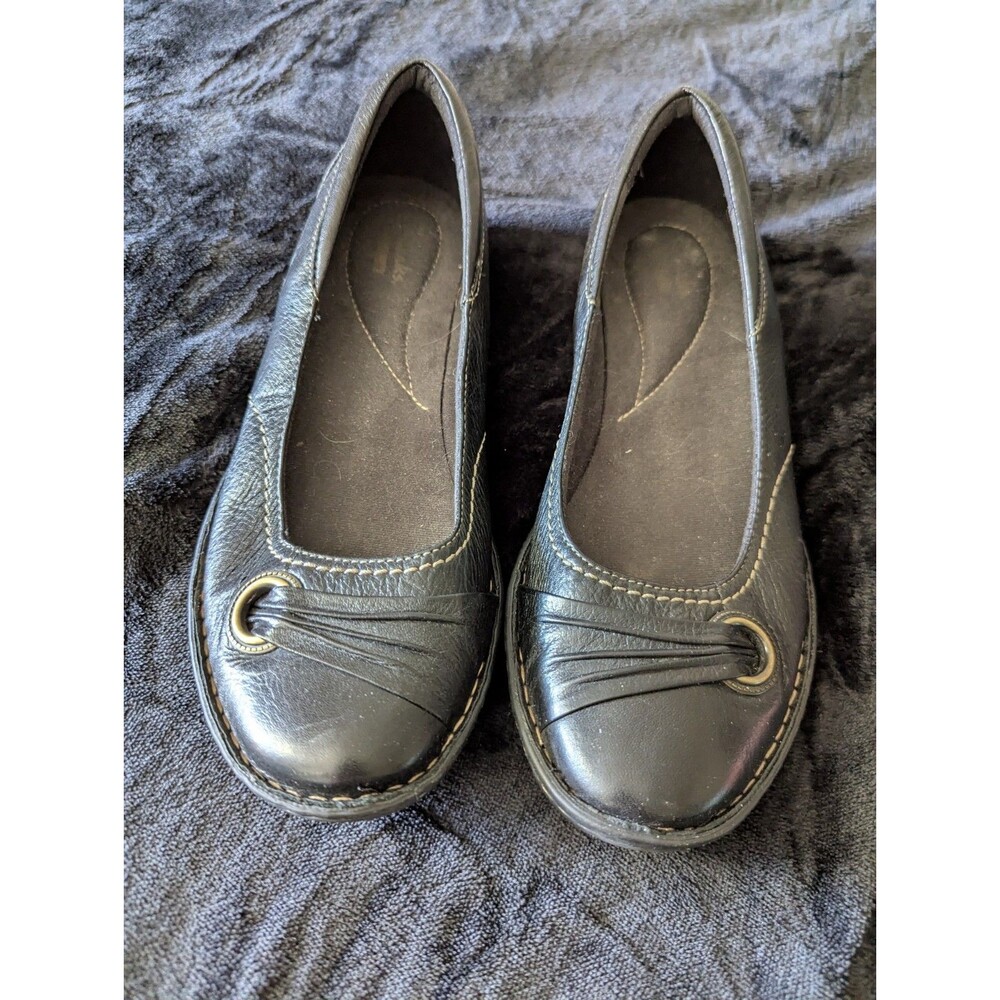 Clarks Collection Size 8 Women's Black Leather Flats Slip On Loafers Shoes
